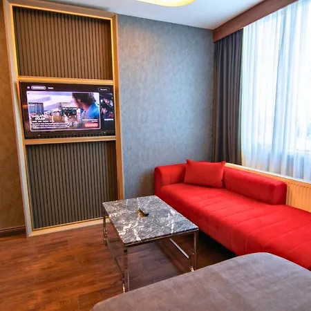 216 Eagle Palace Suite-2